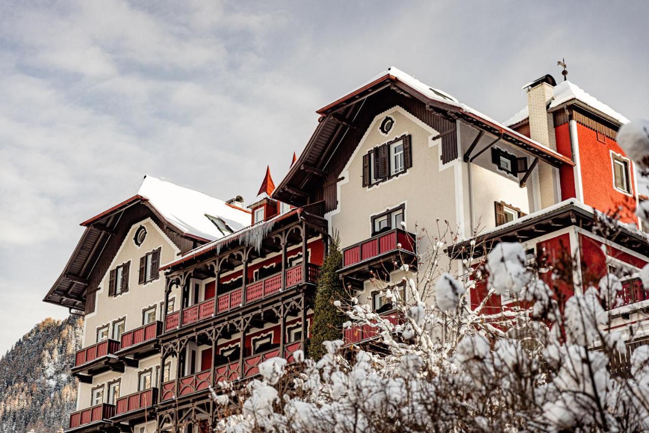 Grand Hotel Wolkenstein Selva di Val Gardena Exterior photo
